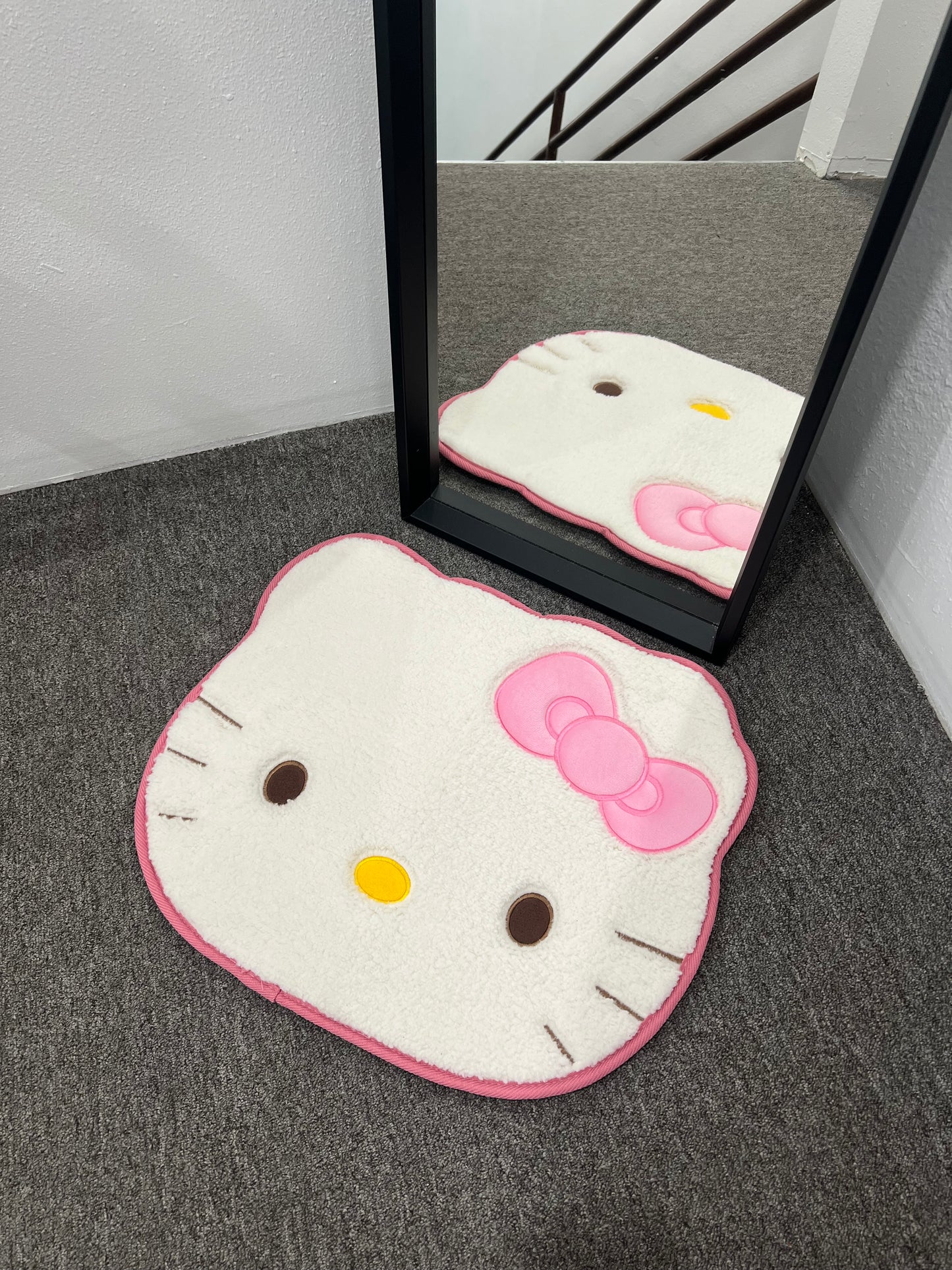 Hello kitty non slip floormat